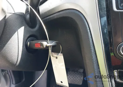 2016 Volkswagen Passat 1.8T S из США, поврежденный, VIN 1VWAT7A30GC022440